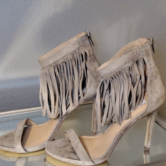 Steve Madden In Great Condition Leather Sandals⚜️FINAL⚜️SALE⚜️PRICE ⚜️ - Picture 4 of 7